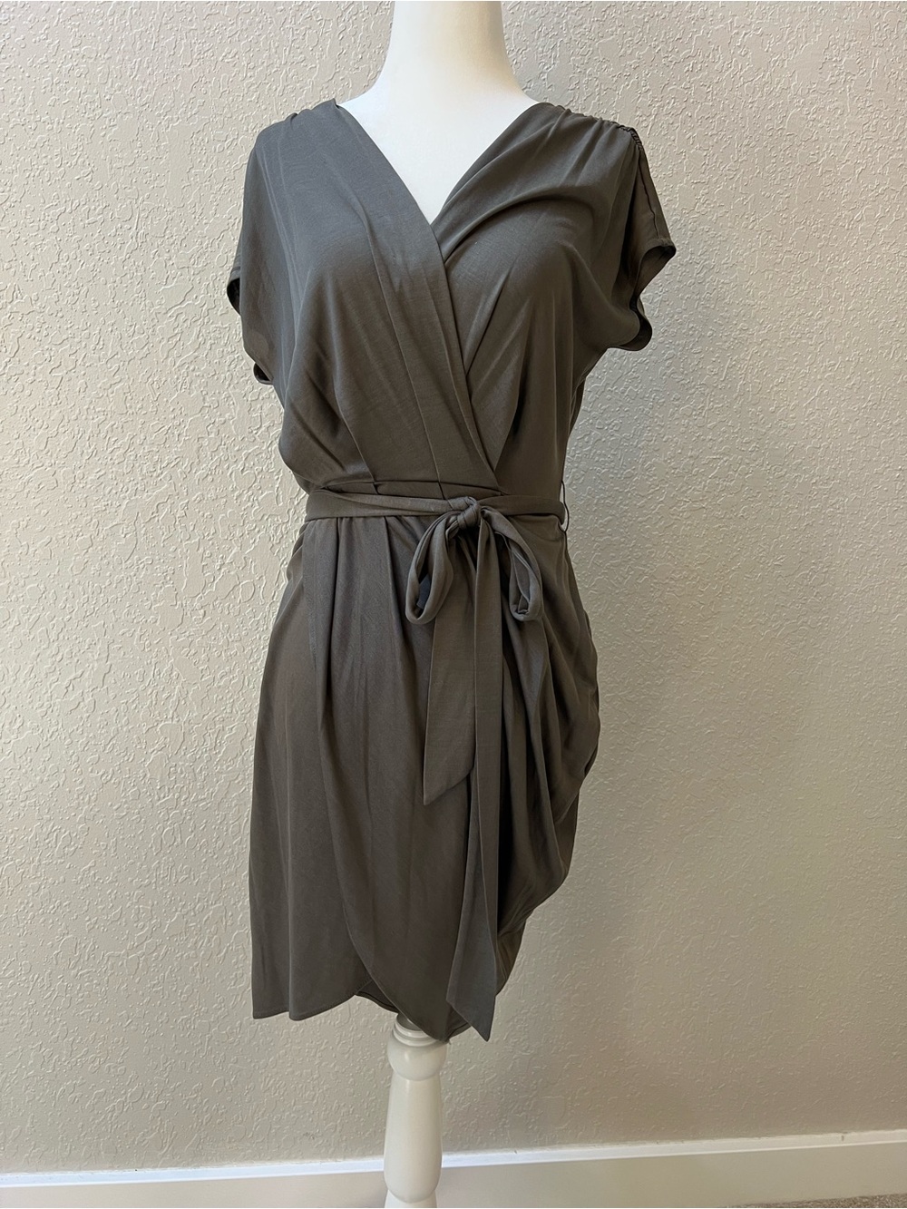 Banana Republic 100% Silk Wrap Dress with Tie Waist